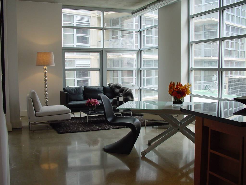 Synthetic & Modern Area Rug Cleaning