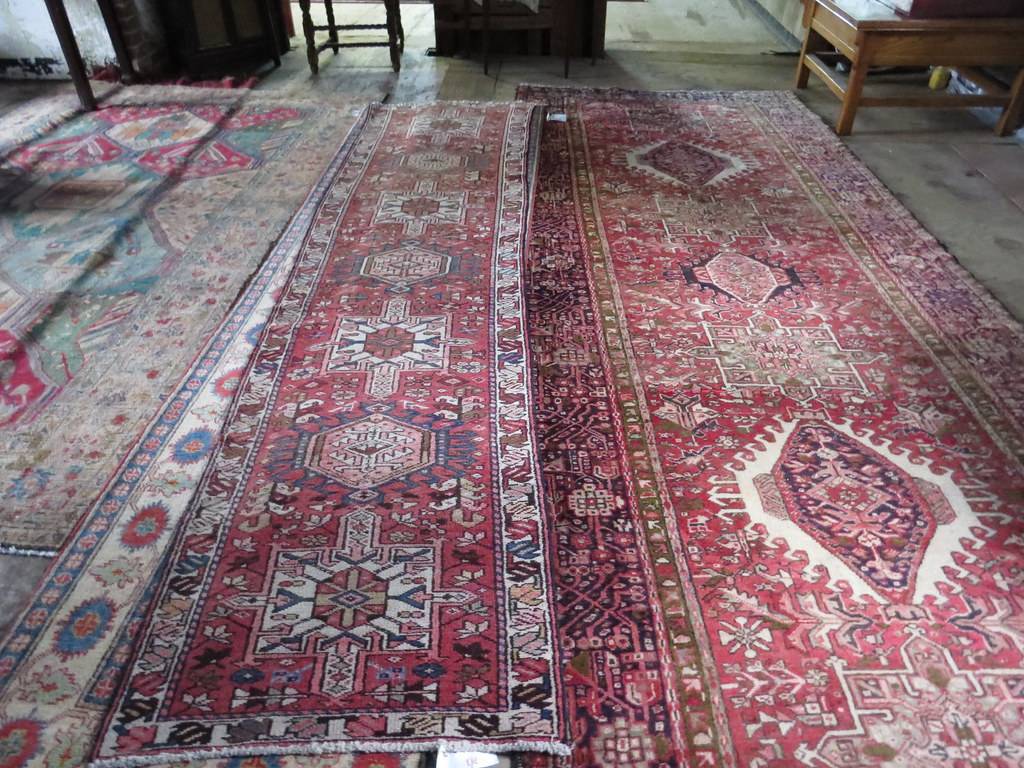 5-Heriz Persian Rug 700